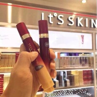 伊思红参蜗牛滚珠眼霜，2只一盒子每支15ml