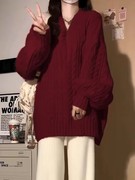酒红色慵懒毛衣女(毛衣女，)2023冬季韩系设计感小众v领麻花针织衫上衣