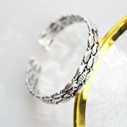 日韩简约时尚s925纯银创意，可爱鱼群手镯女个性，百搭配饰品开口手环
