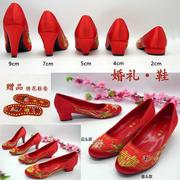 新娘婚鞋女款绣花鞋古风中式结婚秀禾鞋粗跟红色高跟鞋刺绣龙凤鞋