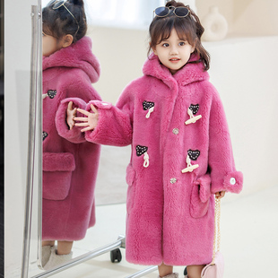 儿童羊毛皮草外套大衣，2024长连帽牛角，扣男女童装韩版羊羔绒厚