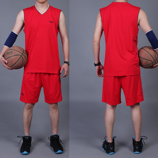 红色纯棉篮球服套装男装，青年宽松跑步服学生吸汗球衣定制团购队服