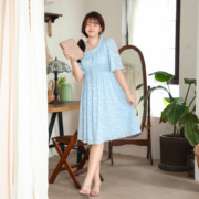 大码女装文艺复古连衣裙，2024夏季法式温柔木耳花边蓝色减龄薄