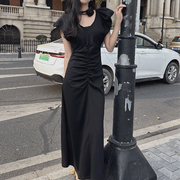赫本风褶皱v领无袖连衣裙欧洲装站夏季款，女装法式黑色显瘦长裙