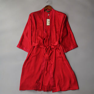 中国红绣花款品质，100%真丝素绉缎睡衣吊带裙，睡袍2件套女睡裙