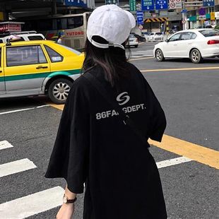小众韩版半袖t恤女生港风休闲复古字母印花黑色圆领短袖上衣ins潮