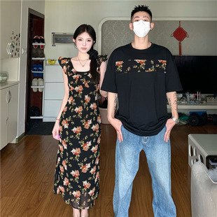 小众设计感情侣装夏季2024韩版短袖t恤女连衣裙，法式一裙一衣ins潮