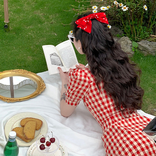 麓津自制《奶油草莓华夫》红色，格子碎花方领短款夏天复古连衣裙子