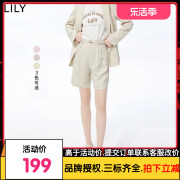 LILY2023夏女装光泽感醋酸别致褶裥通勤气质纯色高腰休闲短裤