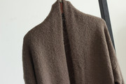 冷色调秋冬时尚薄款羊毛长款色v领开衫，秋冬羊绒针织简洁无扣外套