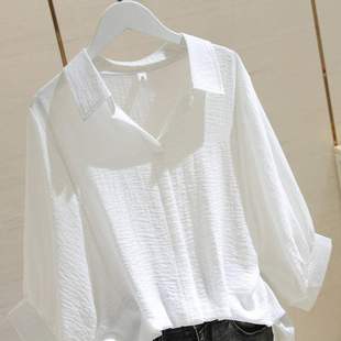 韩国棉麻衬衣大码白色宽松衬衫女2022夏季套头V领蝙蝠袖衬衣