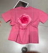 今年流行的小衫上衣洋气减龄甜美立体玫瑰花朵欧货短袖T恤夏