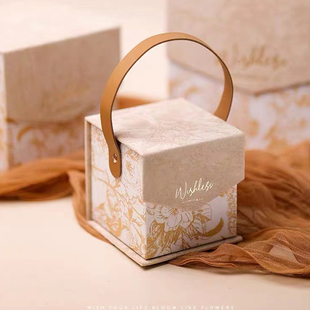 生日礼盒结婚婚礼伴娘伴手礼，礼物盒喜糖盒，高级丝绒手提包装盒