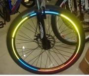 车轮反光美轮圈贴风反轮式火光，贴死飞q车轮胎贴纸自行车配件反光