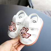 夏季婴儿学步鞋0-1岁女宝宝软底叫叫鞋包头凉鞋防滑公主鞋子