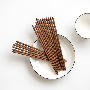 红檀木筷子家用套装日式实木鸡翅木筷子10双装创意无漆木质餐具