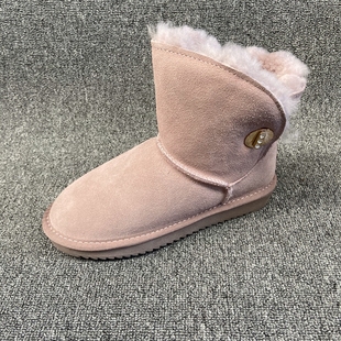 工厂断码处理冬休闲羊毛，口绒里保暖舒适耐磨牛皮雪地靴女短靴