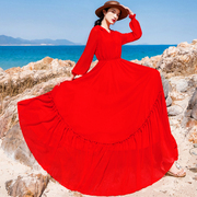 旅行拍照好看的复古红色雪纺，连帽连衣裙女别致惊艳大摆纯色长裙子