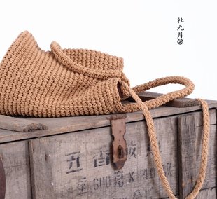 女包日系 原创文艺复古毛线慵懒斜跨包水桶包 ins范随性编织布包