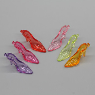 儿童彩色透明亚克力水晶鞋，高跟鞋子吊坠女孩，diy串珠宝石玩具挂件
