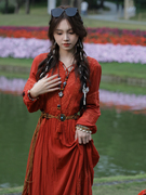 波西米亚度假长裙超仙女民族风复古连衣裙重工刺绣长袖大摆红裙子