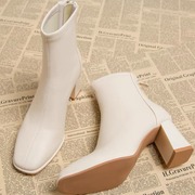 靴子女2023春秋单靴白色，方头粗跟短靴，秋冬法式高跟瘦瘦靴加绒