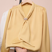 2022秋季韩版珍珠领结衬衫女缎面雪纺衫，长袖上衣套头打底衬衣