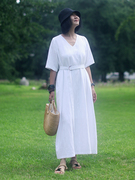 姜欢设计夏款女神范儿白色纯麻，大v领系带文艺长款显瘦连衣裙白苏