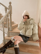 短款羽绒服女2023年冬韩版小个子加厚连帽皮标宽松面包服外套