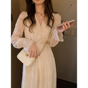 欧洲站春装2023法式配大衣的长裙白色仙女气质蕾丝长袖连衣裙