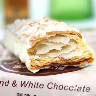  进口台湾特产饼干零食品 77松塔 千层酥饼干约250克（15小包）