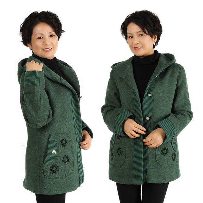 镇店之宝 2011年<em>秋季</em>新款<em>中老年服装外套</em>,气质