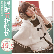 5折☆Catworld~新款冬装15001943毛毛流苏牛角扣斗篷式外套