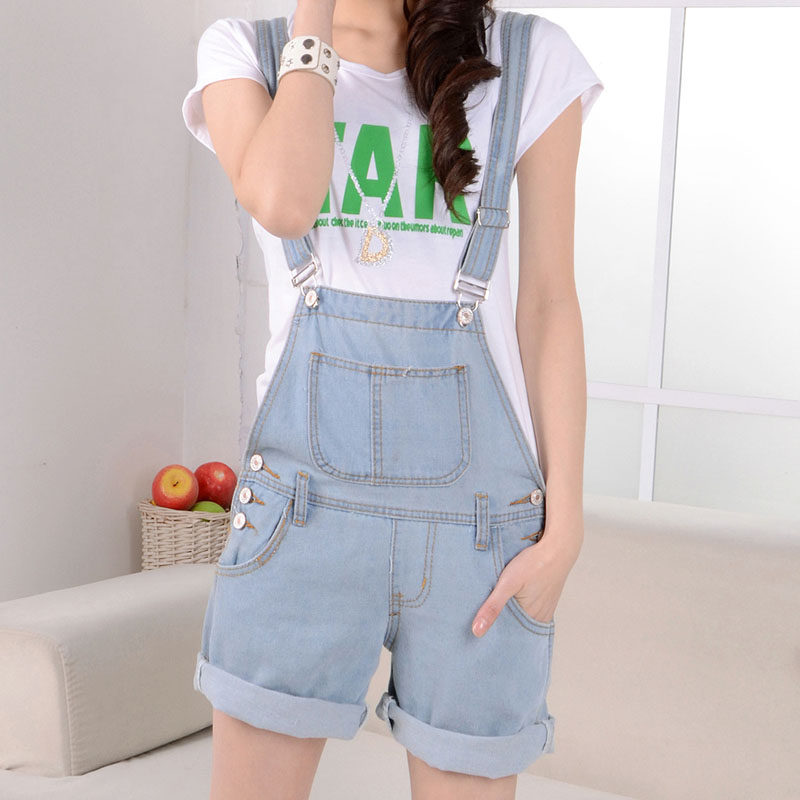 夏季女生<em>背带短裤</em> : 夏季女生<em>背带短裤</em>图片及搭