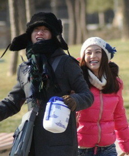 求男人帮里 潇潇的帽子–淘宝箱包配饰购物问