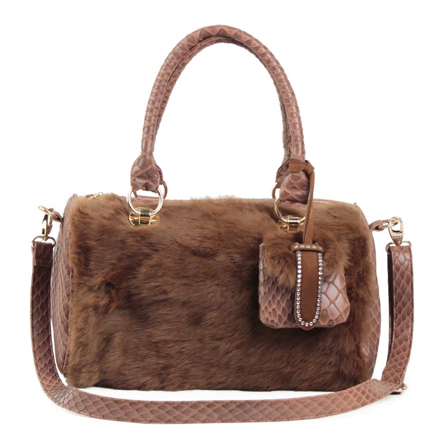 复古皮草毛绒单肩包...