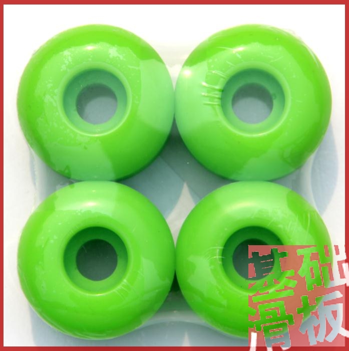 Export color wheel 53MM 85A Brush Street Wheels (Another white 85A )Foundation skateboard shopin the Sports/Yoga/Fitness/Fans supplies , Skating/Skateboard/Extreme Sports , Skateboard category - from Buy2taobao.com to provide professional Taobao agent buy service