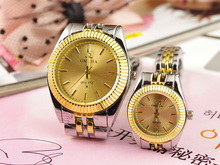 Amantes de la moda reloj de acero amantes de los relojes es el precio de la nueva gerente de oro tabla de par recomendado