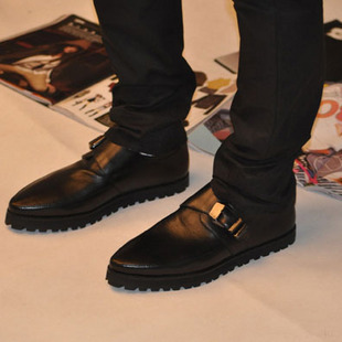  新品 流行男鞋牛皮英伦休闲鞋 真皮皮鞋低帮搭扣板鞋潮男鞋子