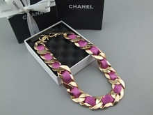 Europeos y americanos clásicos Chanel Chanel collar corto con collar multicolor modelos de caja de regalo
