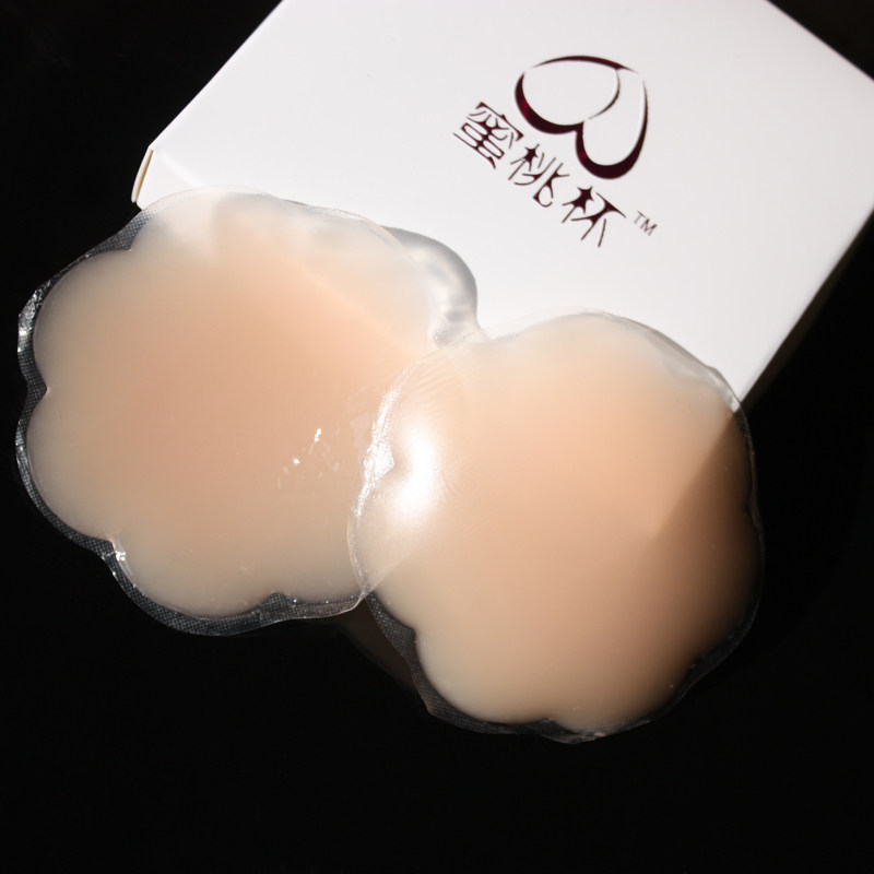 Peach cup milk put a genuine placket breasts nipples nipple sticker-left stick-proof stealth