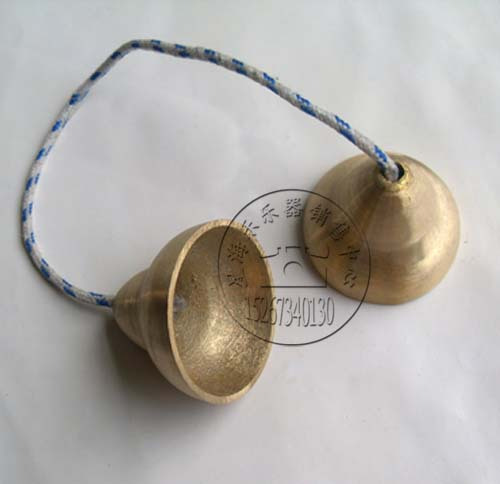 纯铜中号碰铃 小铃铛 铜铃 小碰钟 铜碰铃(铃口直径约4CM)|msdalam kategori Alat muzik/Guitar/Piano/Fitting, permainan kanak-kanak, alat muzik, Kanak-kanak memukul alat muzik - dari Buy2taobao.com untuk memberikan perkhidmatan ejen Taobao profesional membeli