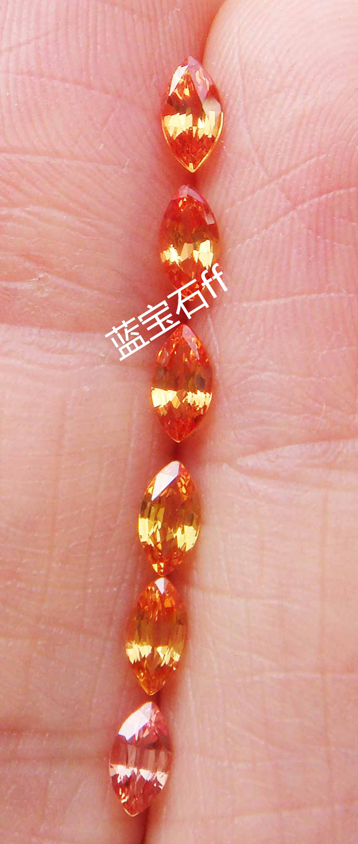 橙黄色火彩闪耀 天然蓝宝石裸石 MS2.5*5mm在类目 珠宝/钻石/翡翠/黄金, 彩色宝石/贵重宝石, 其他中 - 来自Buy2taobao.com提供专业的淘宝代购服务