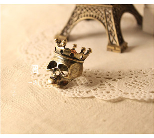  新年礼物新款 欧美饰品 复古镂空戴皇冠的 骷髅头男戒指 食指