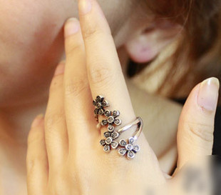  E1003 酷儿饰品厂批发 欧美款戒指 复古 花朵时尚女戒指 指环