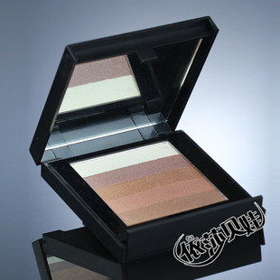 United Kingdom MEMEME/ME3 high capacity dual-use powder blush + eye shadow