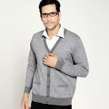 <em>针织开衫</em>搭配_创<em>亿羊</em> 高端新款针织中老年加厚