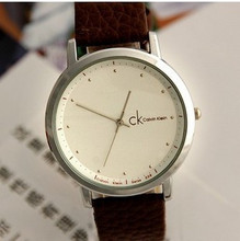 Versión coreana de la popular 2011 relojes de moda, relojes de pareja, personalidad ck tabla de caracteres