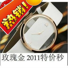 Sencillo y transparente hueco relojes mujer relojes relojes personalizados de dos clavijas Calvin Klein / CK ver