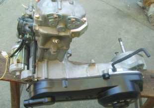 珠峰光阳原厂大沙CH-150踏板摩托车发动机总